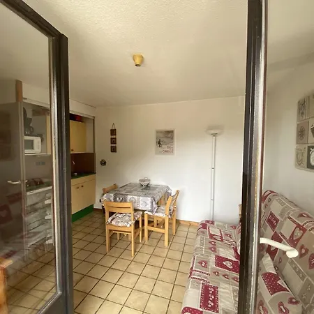 4 Pers Au Pied Des Commerces, 450 M Des Pistes - Fr-1-572-256 Appartement *