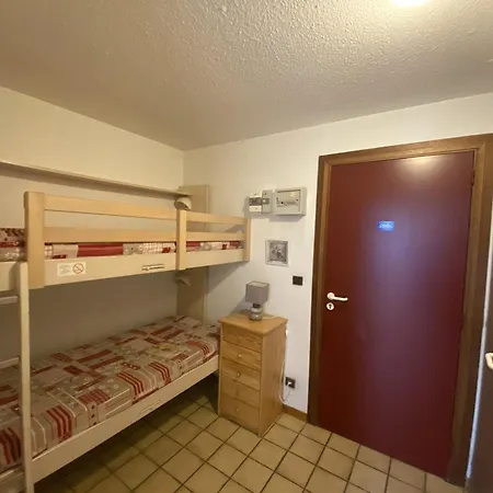 Appartement 4 Pers Au Pied Des Commerces, 450 M Des Pistes - Fr-1-572-256