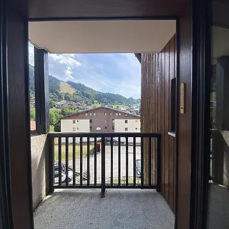 4 Pers Au Pied Des Commerces, 450 M Des Pistes - Fr-1-572-256 *